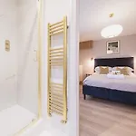 Riverside - High-end Southville Escape