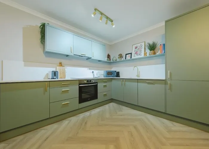 Riverside - High-end Southville Escape